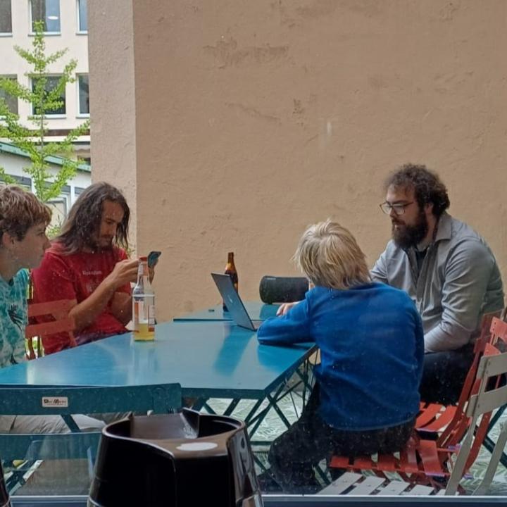 Teenieband-Nachtreffen